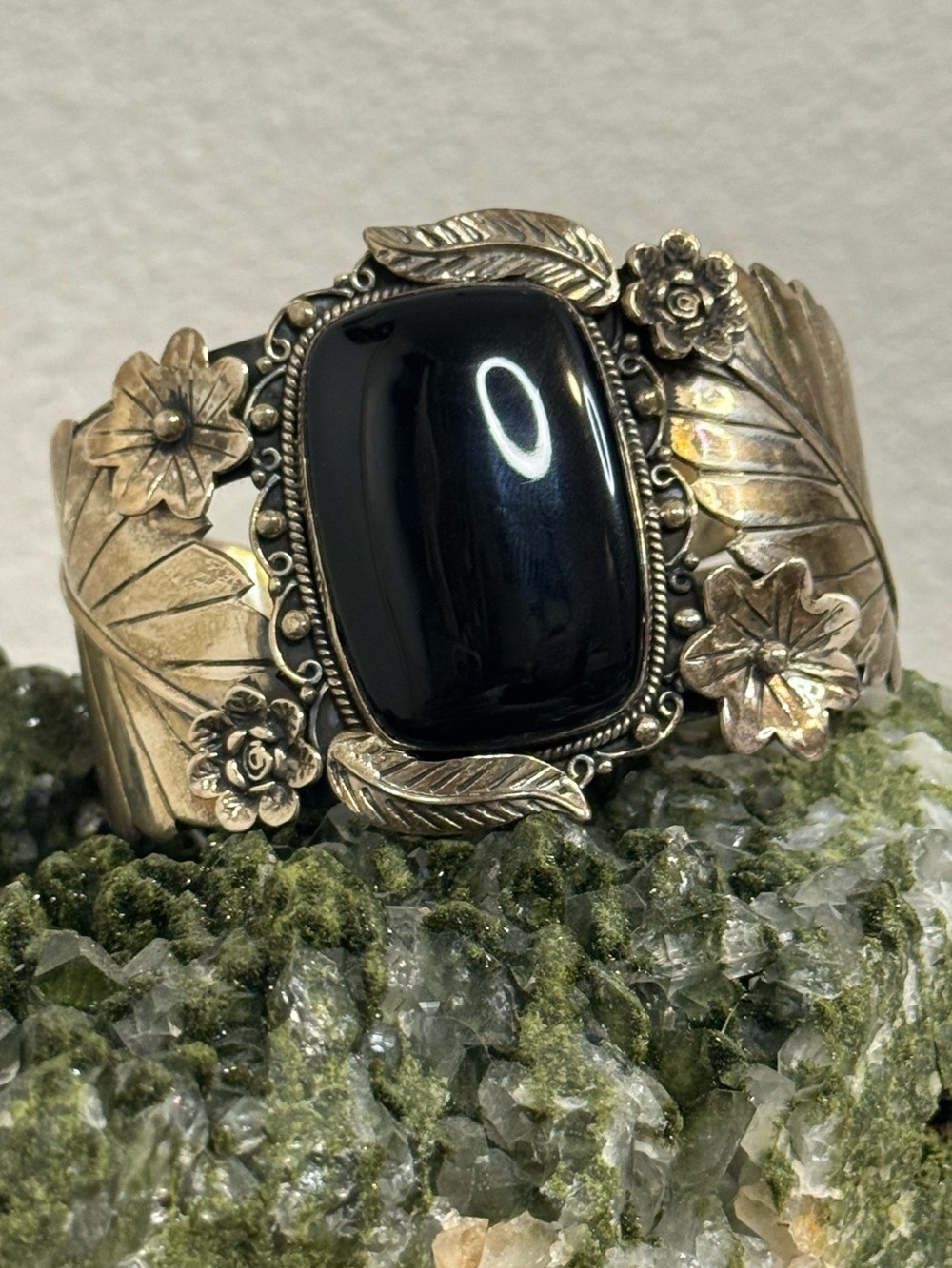 Vintage Silver and Onyx Bracelet Floral Handmade